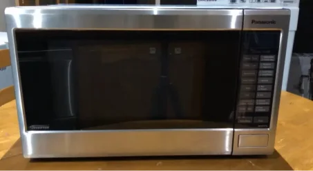 Stainless steel microwave oven
